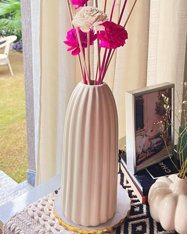 PulGos Ceramic Off-White Flower Vase Stylish Bottle Shape Design,Ideal for Office and Living Room Centerpieces,Elegant Pot for Modern Home Decor,Perfect for Any Table,Sleek and Modern Flower Vase