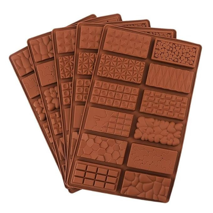 MoldBerry 12 Cavity Silicone Chocolate Bar Mold, Break Apart Chocolate Molds Waffle Bar Mould Candy Mold, Mousse Cake Decoration Mold (Pack of 1) 26.2 x 16.3 x 0.5 centimeters