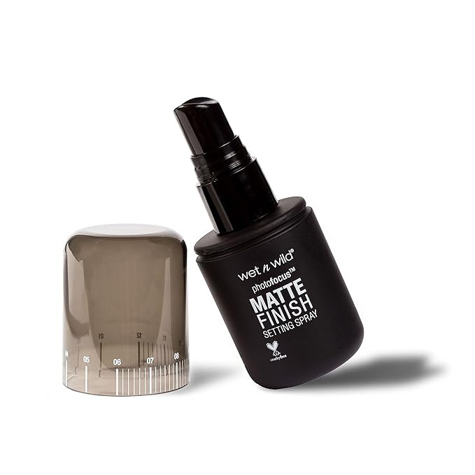 Wet n Wild Photo Focus Matte Setting Spray, Matte Appeal, 45ml | Fix Setting Spray, Settling In Fine Lines & Pores, Prevents Cracks, Long Lasting, Weightless & Non-greasy | Infused with Aloevera